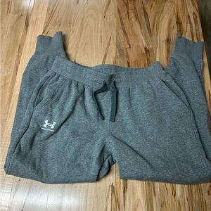 Under Armour Gray Sweatpants size Medium Youth with Pockets
